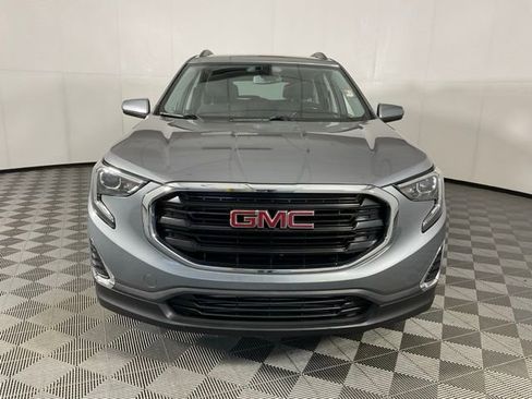 Used 2018 GMC Terrain SLE w/ Driver Convenience Package AWD/4WD image 2