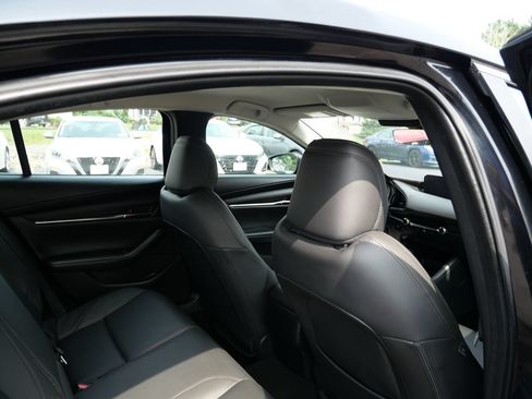 Used 2019 MAZDA MAZDA3 Sedan w/ Select Package FWD image 22