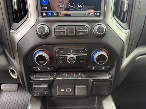 Used 2021 Chevrolet Silverado 1500 LT Trail Boss w/ LPO, Dark Essentials Package image 23