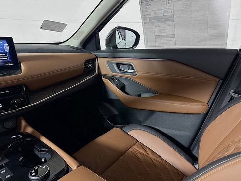 New 2026 Nissan Rogue Platinum w/ Platinum Premium Package image 26