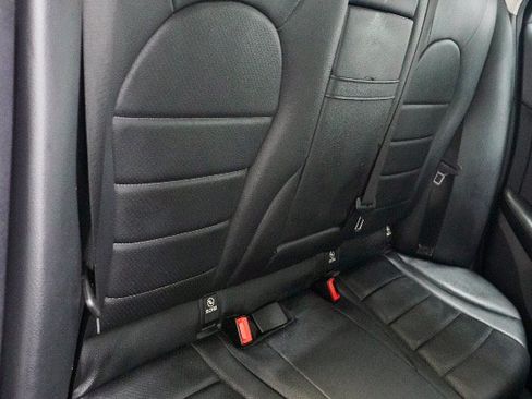 Used 2015 Mercedes-Benz C 300 4MATIC Sedan w/ Multimedia Package image 8