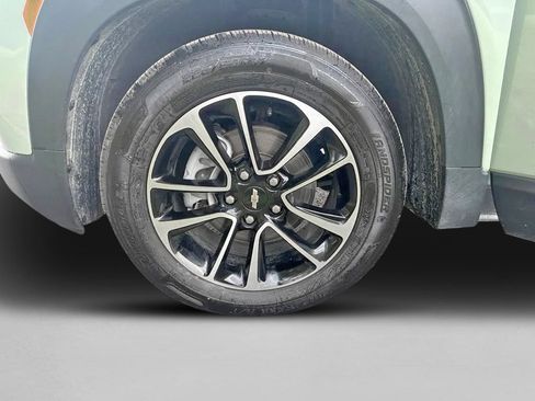 Used 2025 Chevrolet TrailBlazer LT FWD image 10