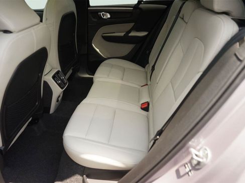 Used 2026 Volvo XC40 B5 Ultra w/ Protection Package Premier AWD/4WD image 13