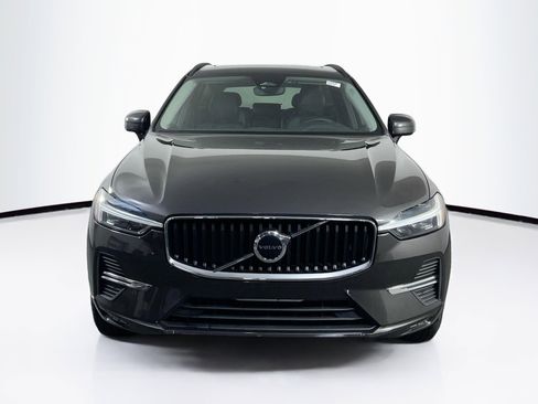Used 2023 Volvo XC60 B5 Core w/ Protection Package Premier image 2
