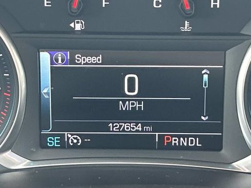 Used 2019 Chevrolet Traverse LT FWD image 40