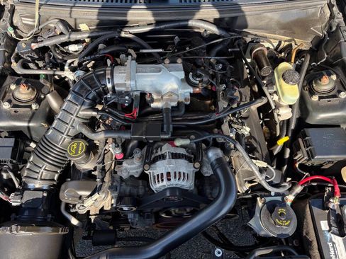 Used 2002 Ford Mustang GT image 33