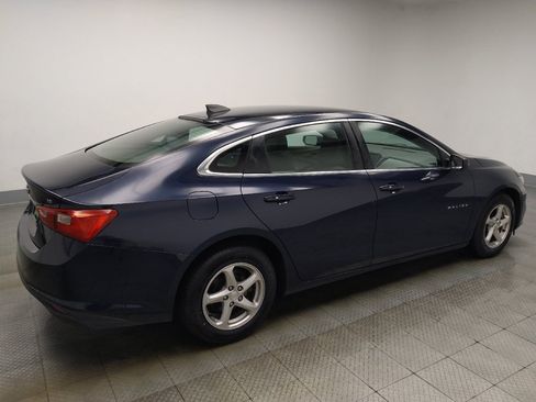 Used 2017 Chevrolet Malibu LS FWD image 10