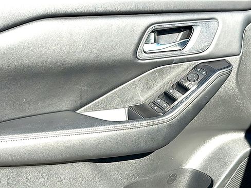 Certified 2025 Nissan Rogue SV image 16