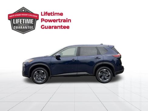 Used 2025 Nissan Rogue SV FWD image 2