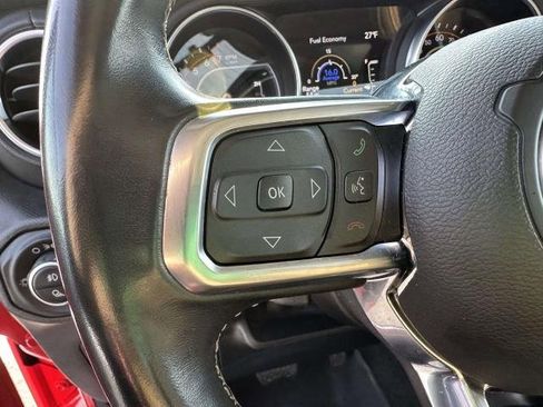 Used 2020 Jeep Gladiator Overland image 11