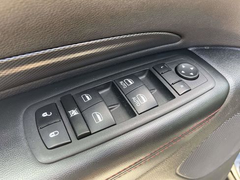 Used 2023 Dodge Durango GT RWD image 6