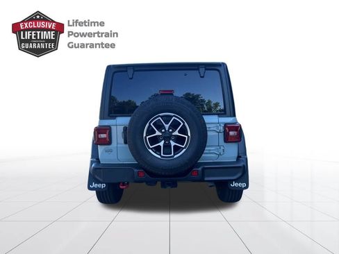 Used 2024 Jeep Wrangler Unlimited Rubicon w/ Dual Top Group AWD/4WD image 4