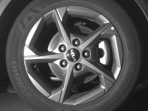 Used 2025 Kia K4 LXS image 13