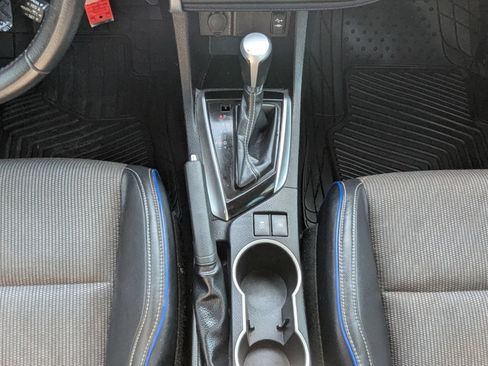 Used 2018 Toyota Corolla SE FWD image 17