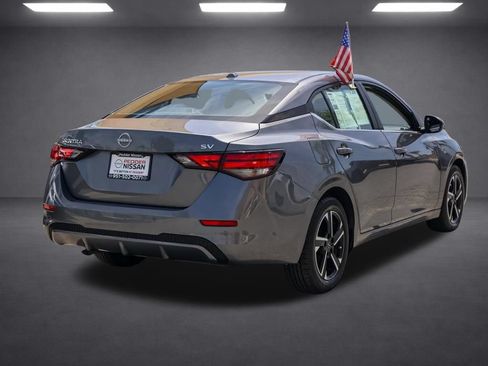 Used 2024 Nissan Sentra SV FWD image 4