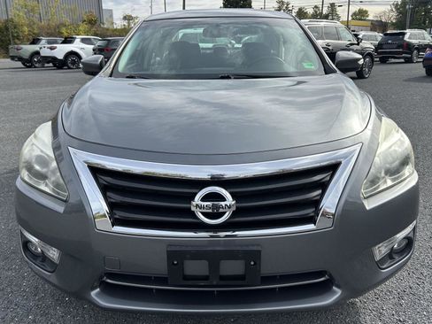 Used 2015 Nissan Altima 2.5 SV w/ Convenience Package image 10