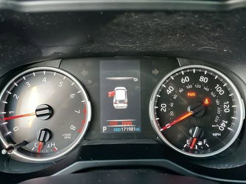 Used 2021 Toyota RAV4 LE w/ Carpet Mat Package (TMS) image 6