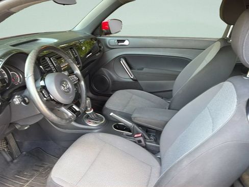Used 2019 Volkswagen Beetle 2.0T S FWD image 22