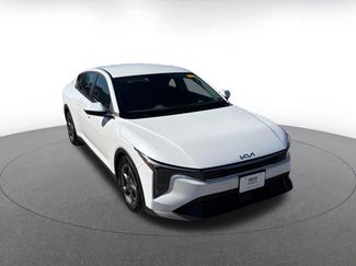 Used 2025 Kia K4 LXS video 1