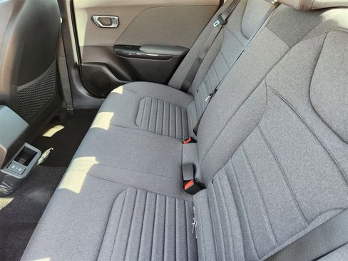 New 2025 Kia K4 EX image 23