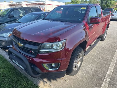 Used 2018 Chevrolet Colorado Z71 AWD/4WD image 3