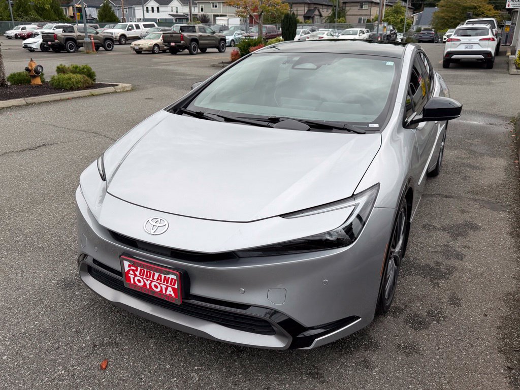 Certified 2023 Toyota Prius XLE AWD/4WD image 4