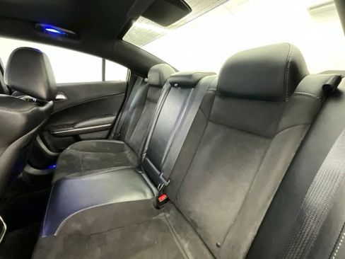 Used 2016 Dodge Charger R/T RWD image 11