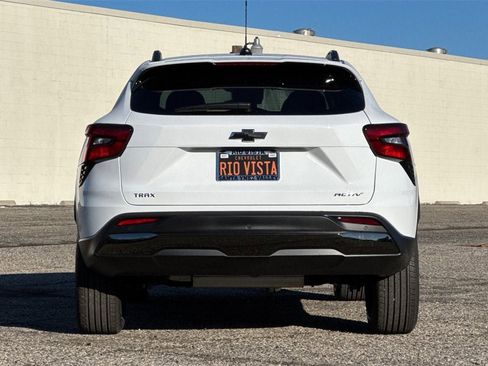 New 2026 Chevrolet Trax ACTIV w/ Driver Confidence Package image 5