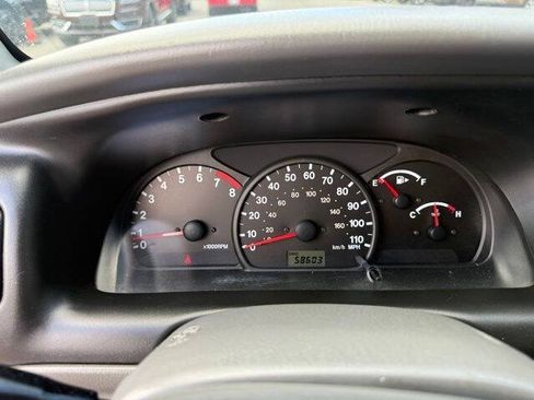 Used 2002 Chevrolet Tracker LT RWD image 23