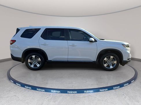 Certified 2025 Honda Pilot EX-L image 5