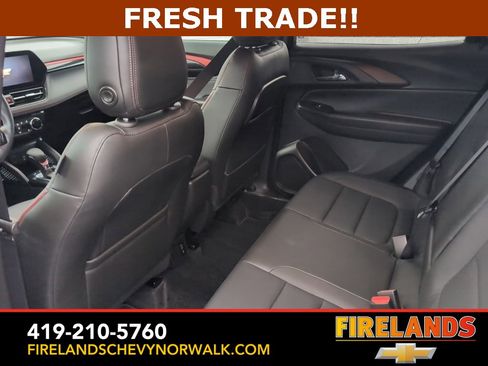Used 2024 Chevrolet TrailBlazer RS w/ Convenience Package image 7
