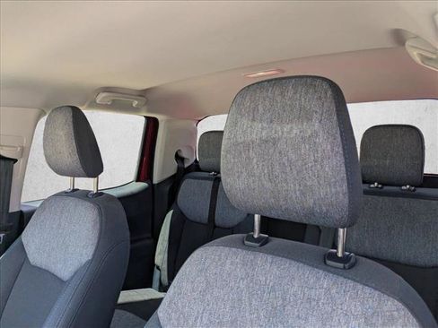 Used 2025 Ford Maverick XLT FWD image 13