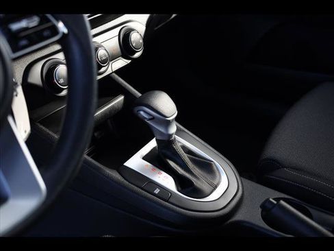 Used 2023 Kia Forte LXS w/ LXS Technology Package image 7