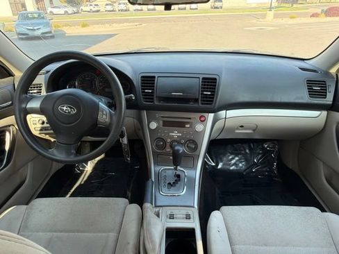 Used 2009 Subaru Outback 2.5i Special Edition AWD/4WD image 11