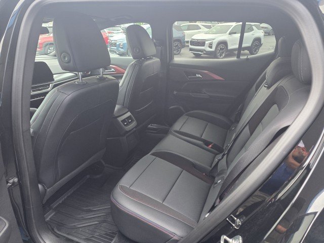 Used 2026 Chevrolet Equinox EV RS AWD/4WD image 8
