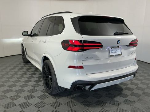 New 2026 BMW X5 sDrive40i w/ M Sport Package RWD image 7