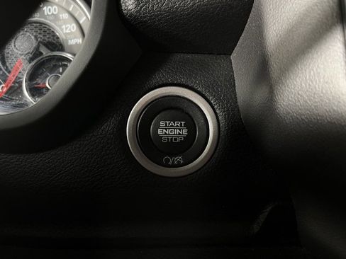 Used 2024 RAM 2500 Big Horn image 24