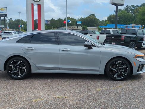 Used 2025 Kia K5 GT-Line w/ GT-Line Premium Package FWD image 4