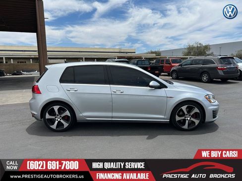 Used 2015 Volkswagen GTI 4-Door FWD image 5