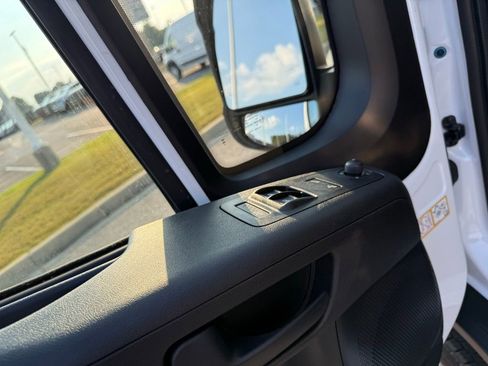 New 2026 RAM ProMaster 3500 w/ Quick Order Package 22G SLT image 13