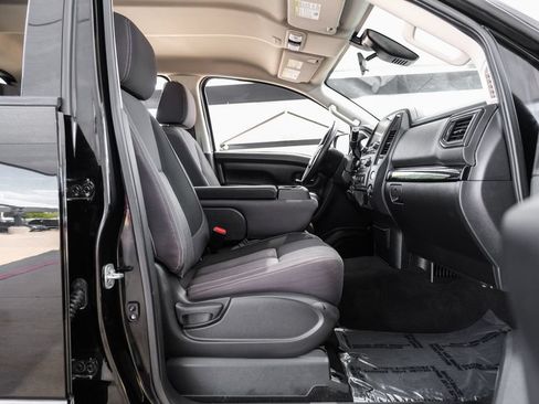 Used 2022 Nissan Titan SV w/ Accessory Utility Package AWD/4WD image 33