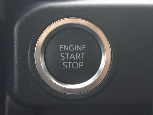 Used 2025 Toyota 4Runner SR5 RWD image 8