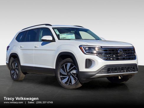New 2026 Volkswagen Atlas SE image 1