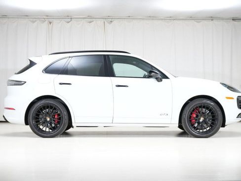 Used 2021 Porsche Cayenne GTS image 14