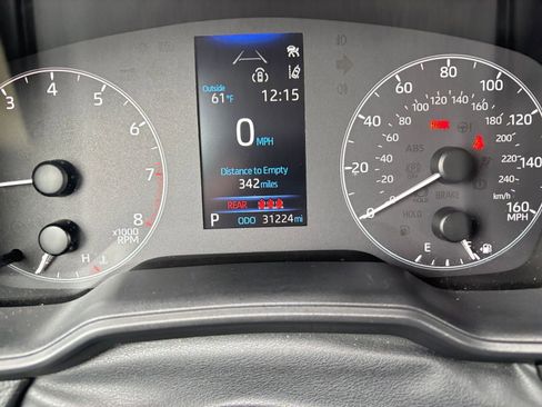 Used 2025 Toyota Corolla LE FWD image 40