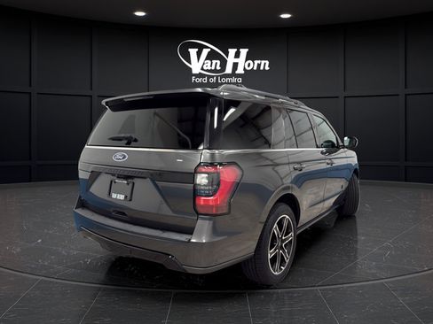 Used 2020 Ford Expedition Limited w/ Equipment Group 303A AWD/4WD image 7