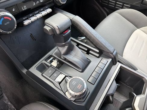 Used 2024 Toyota Tacoma TRD Sport AWD/4WD image 17