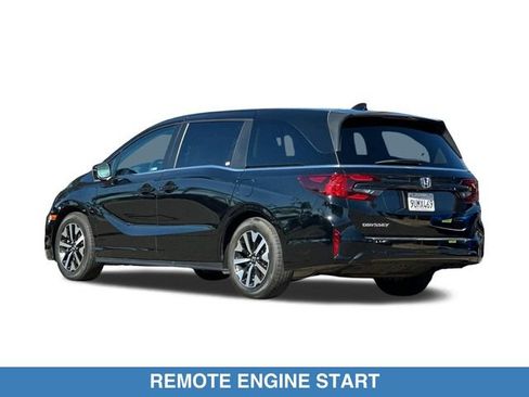 Certified 2025 Honda Odyssey EX-L image 9