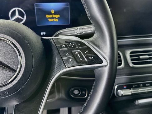 Used 2025 Mercedes-Benz GLE 350 4MATIC image 15