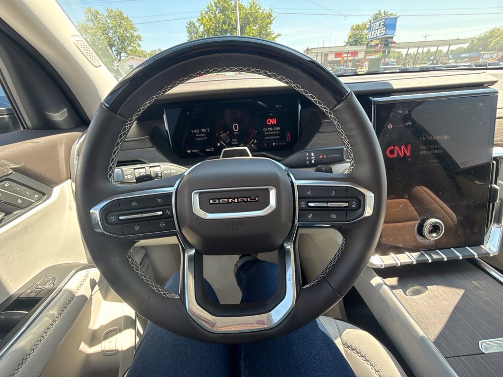 Used 2026 GMC Acadia Denali w/ Super Cruise Package AWD/4WD image 22